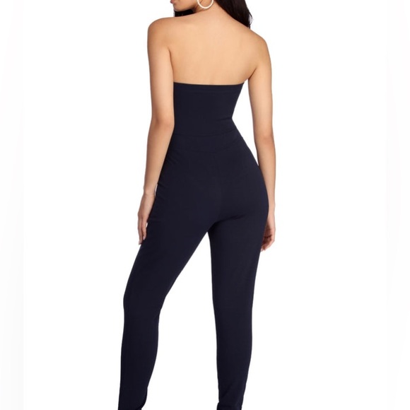 NWT Black sleeveless jumpsuit size small - Picture 3 of 7